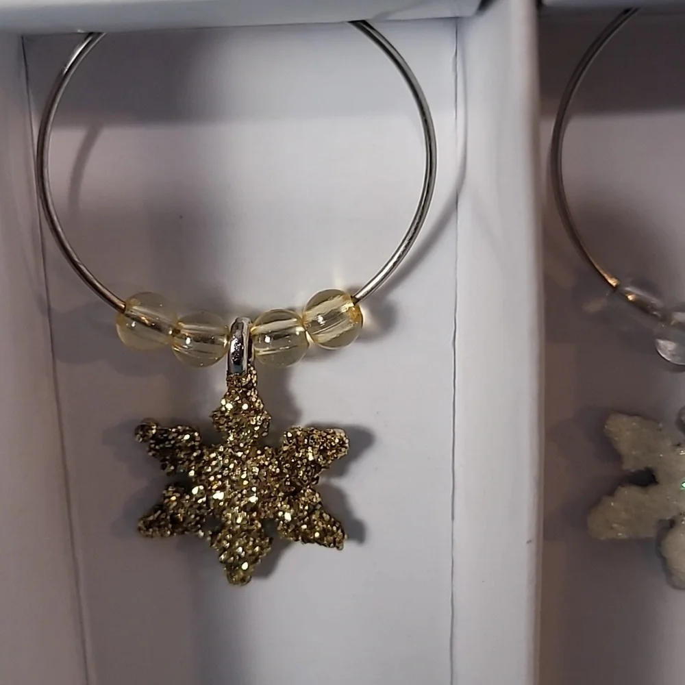 ASHLEY NICOLE WINE GLASS CHARMS